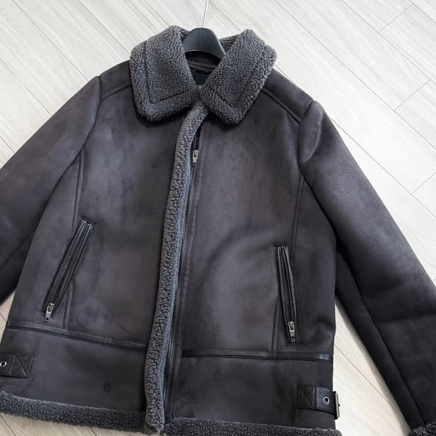 무스탕 (그레이/블랙)