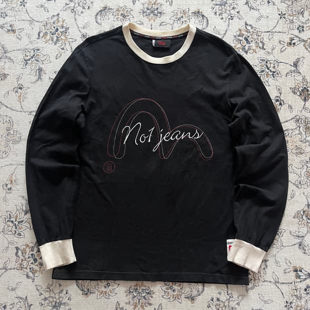 에비수 빅로고 롱슬리브 티셔츠