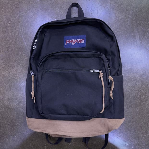 잔스포츠 라이트 스웨이드 블랙 캐쥬얼 백팩