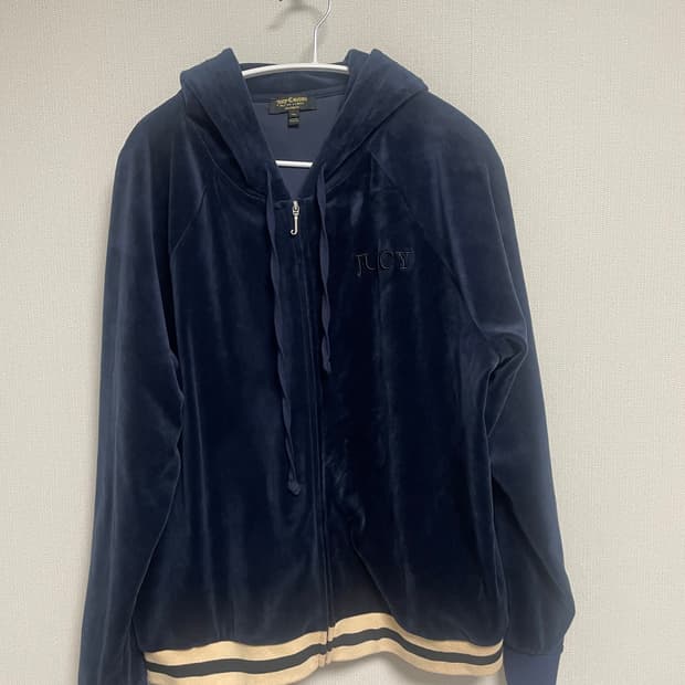 쥬시꾸뛰르 벨벳 후드집업