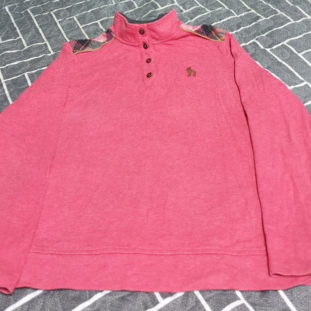 헤지스 숄더체크 혜비코튼 헨리넥 롱슬리브 핑크 (95)