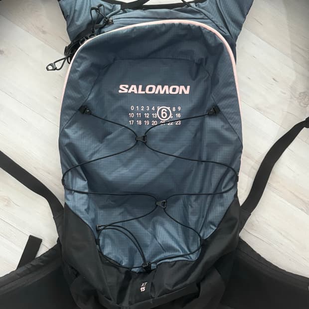 살로몬x마르지엘라 xt-15 백팩