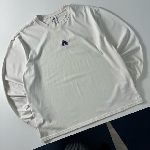 Nike 나이키 acg 렁스 롱슬리브 화이트 티셔츠