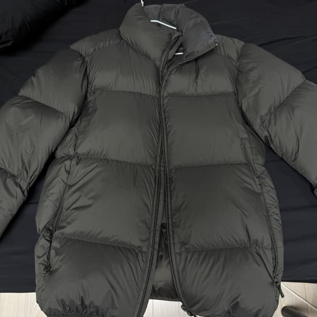 유니클로 숏패딩 카키 S