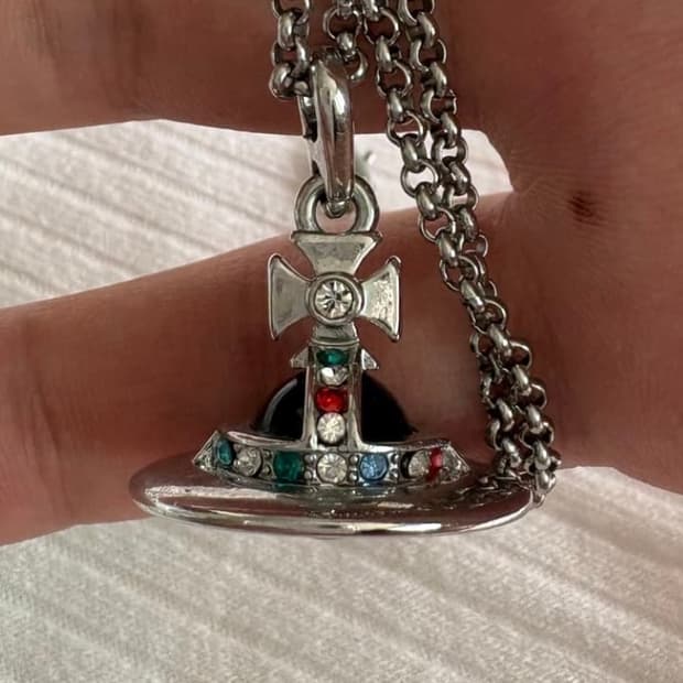 비비안웨스트우드 orb 목걸이