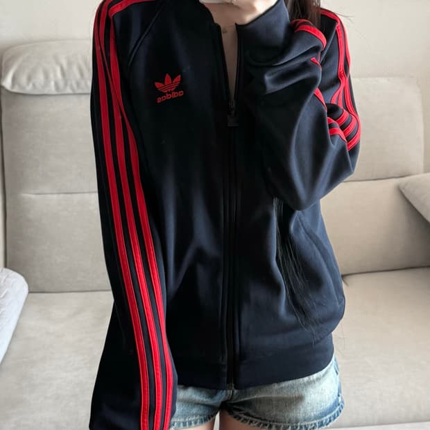 아디다스 딥네이비 레드 져지