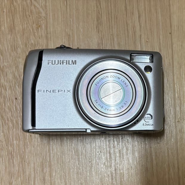 후지필름 파인픽스 f40fd 디지털 카메라