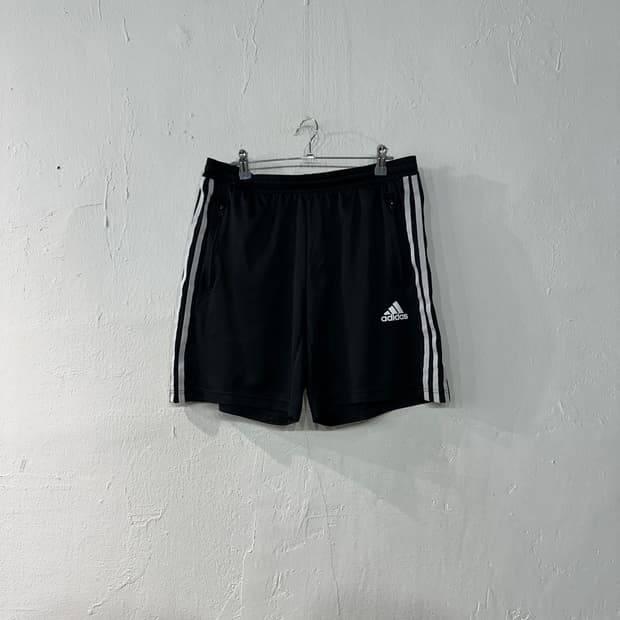 아디다스 검흰 반바지 XXL 