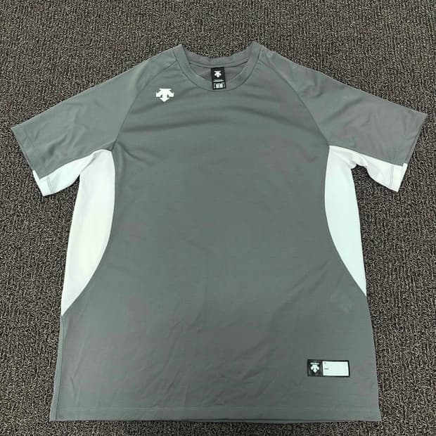 데상트 기능성 반팔티셔츠 운동복 115(3XL)