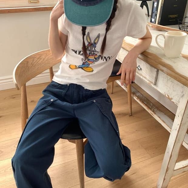 벅스 바니 티셔츠 새상품