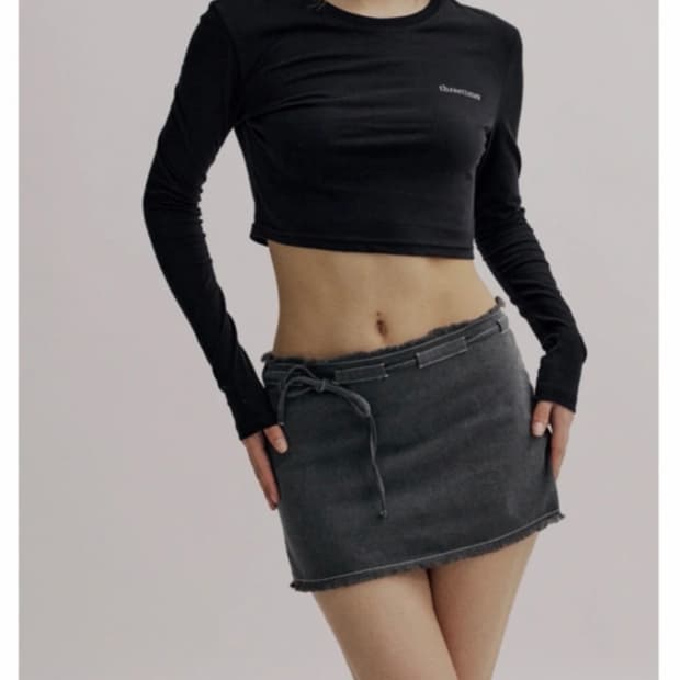 쓰리타임즈 스티치 미니 스커트