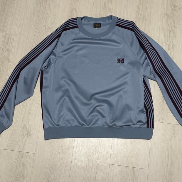 needles 니들즈 크루넥 M size