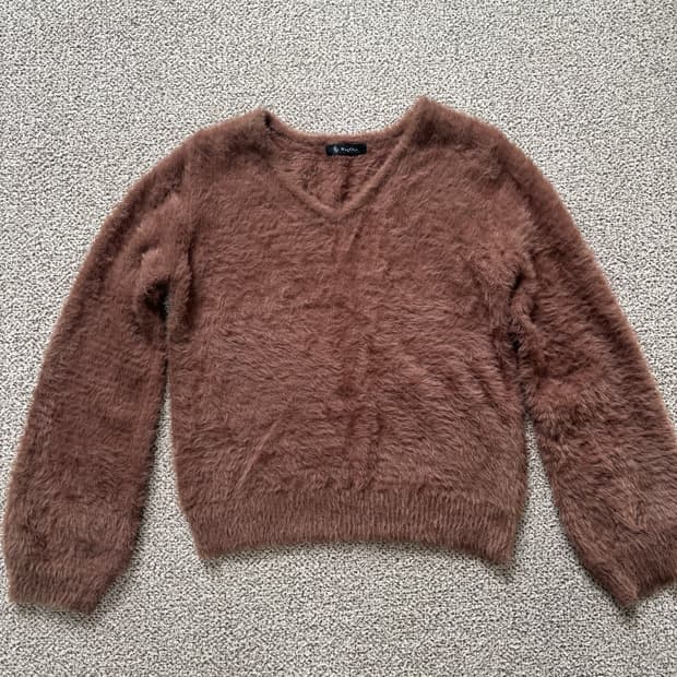 브이넥 빈티지 니트 