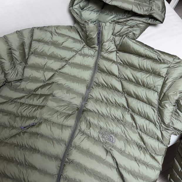 노스페이스 25FW 벤투스 라이트 카키 L