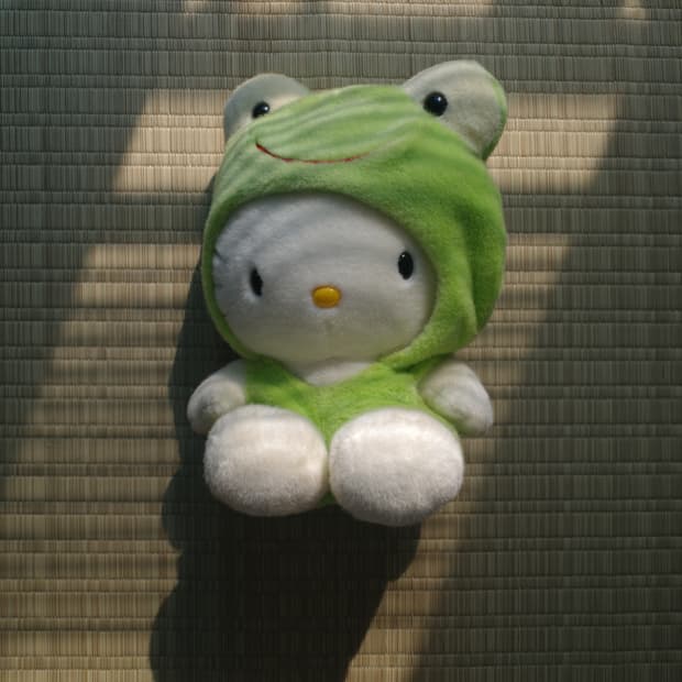 고전 헬로키티 개구리 봉제 인형