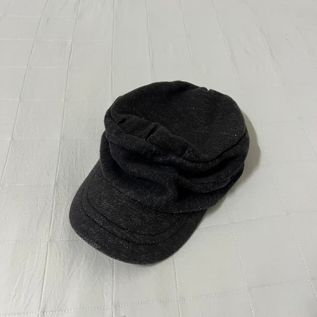 Y2k black cap