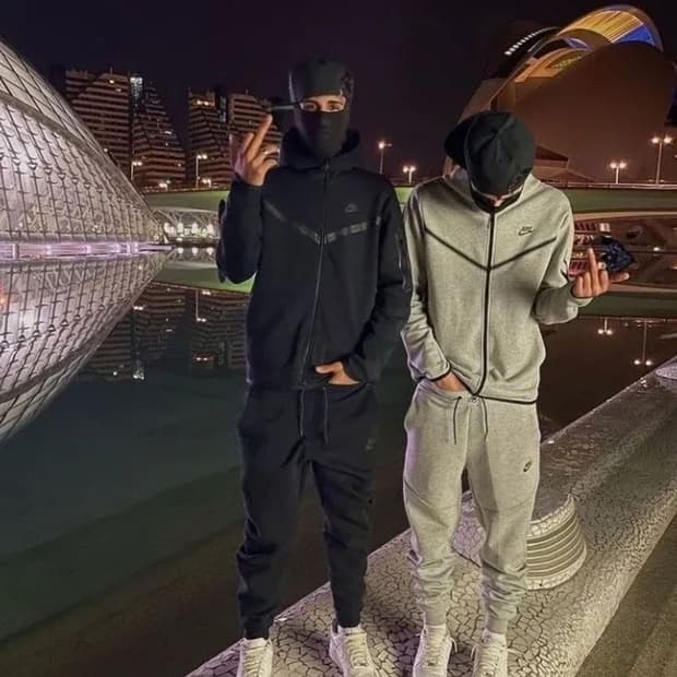 나이키 테크팩 셋업 상태A