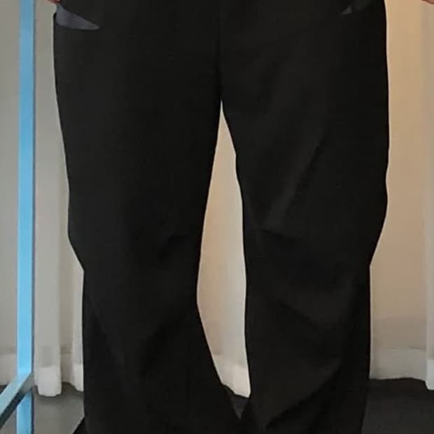 구함)) 지초이 ss23 zip trousers 