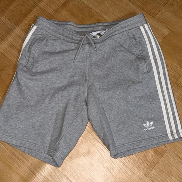 아디다스 반바지