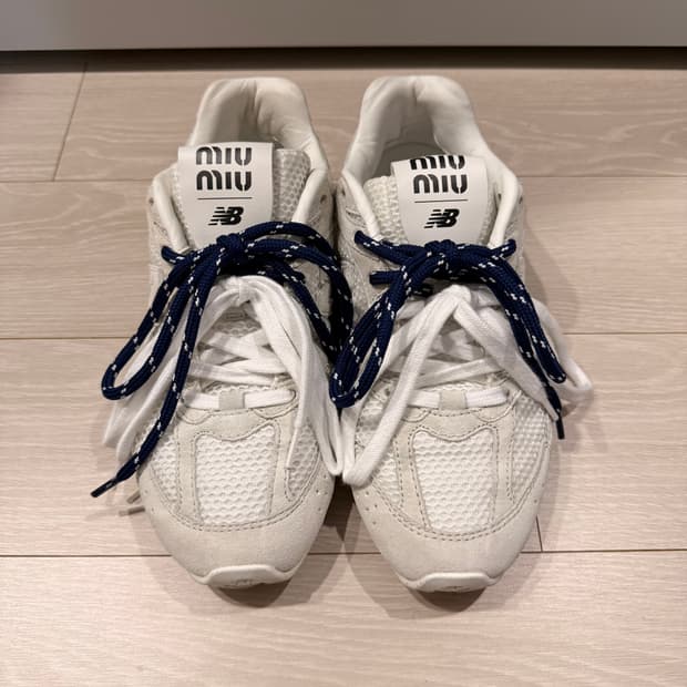 [37] 미우미우 뉴발란스 530 화이트