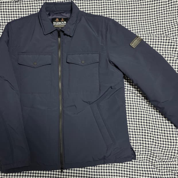 바버 Distill 퀼티드 자켓