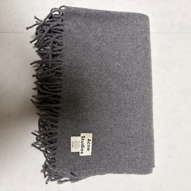 아크네 스튜디오 캐시미어 100% 머플러