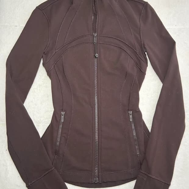 한국에서 못 구하는 재질, 색상 룰루레몬 디파인자켓 luon 일괄