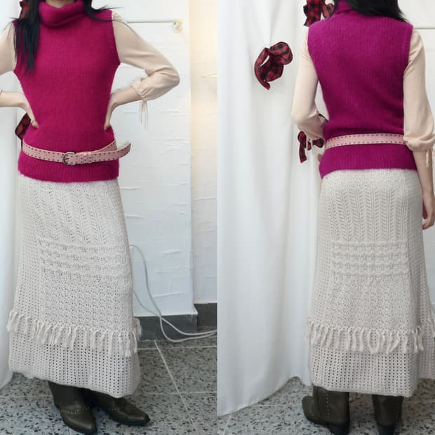 Plum turtleneck knit vest