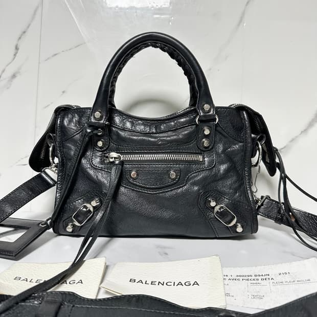 [A+ 정품] 발렌시아가 시티 모터백 미니 블랙