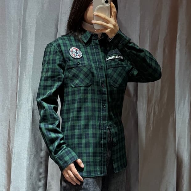 L 에비수 우먼스 타이거 패치 그린 체크셔츠