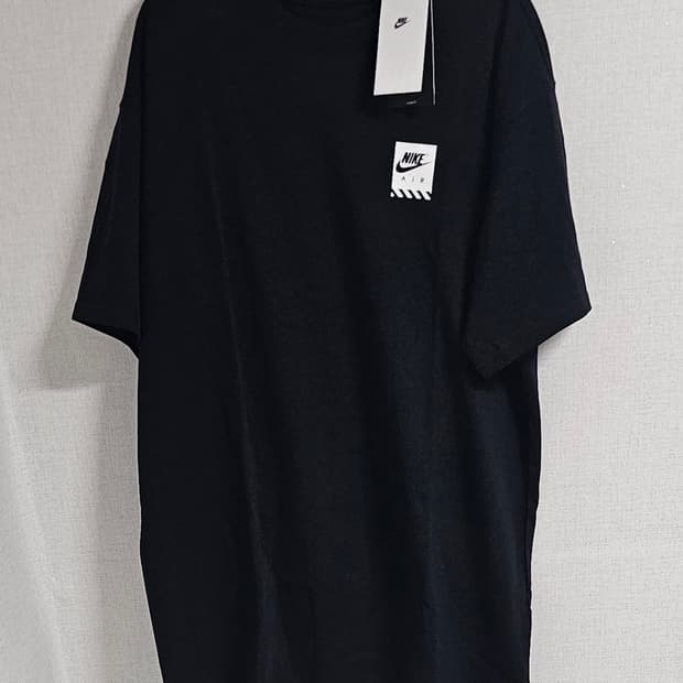 정품)나이키데일리루즈핏나이키에어 반팔티셔츠 L사이즈새상품미사용