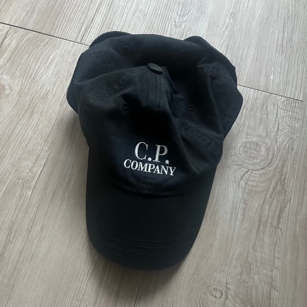 Cp컴퍼니 모자 급처