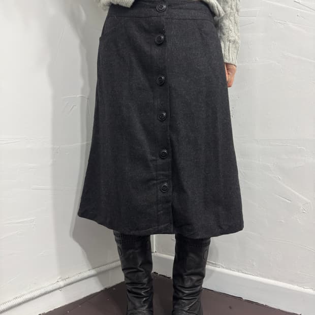 creel button midi skirt