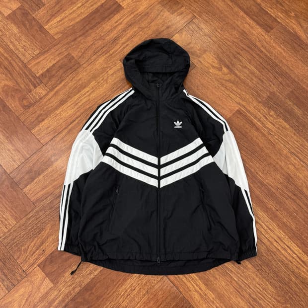 L(XL~2XL) 아다다스 아디컬러 블랙 바람막이 자켓 