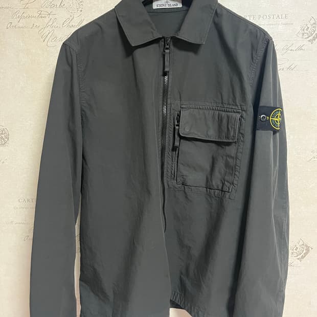 스톤 아일랜드 위브 코튼 오가닉 오버셔츠 25FW