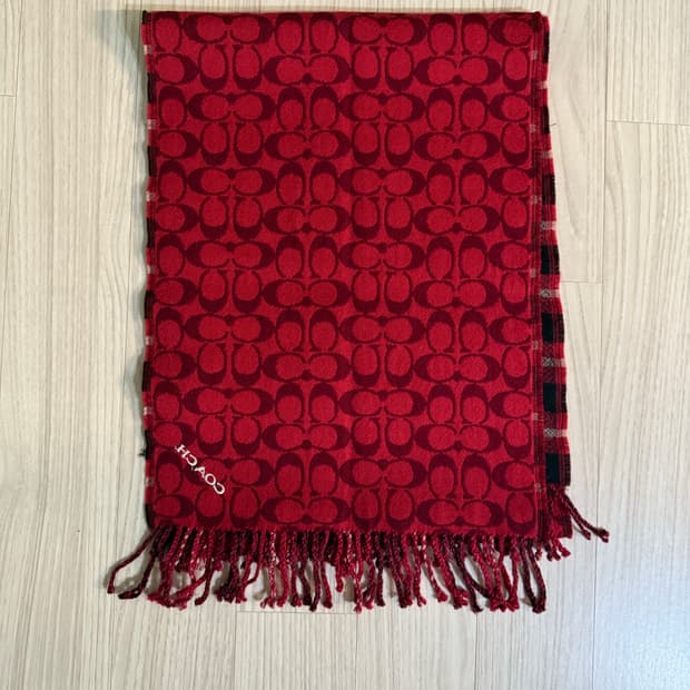 코치 레드 양면 머플러