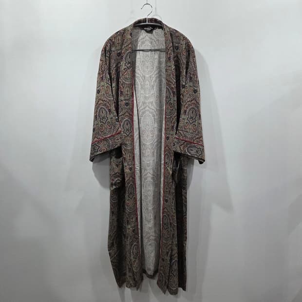 디올 레이온 로브