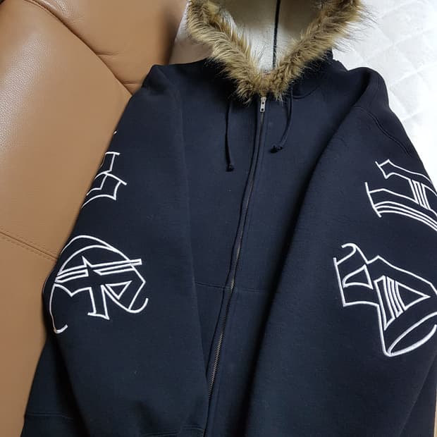 슈프림 포우 퍼 후드 집업 티셔츠 블랙 25FW