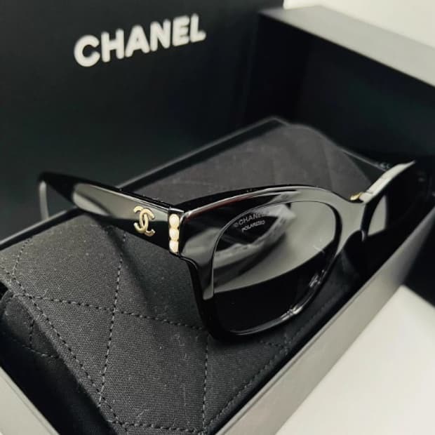 샤넬 진주 장식 편광 선글라스 블랙 정품