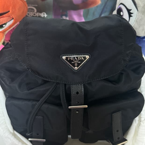 프라다백팩 신형 스몰
