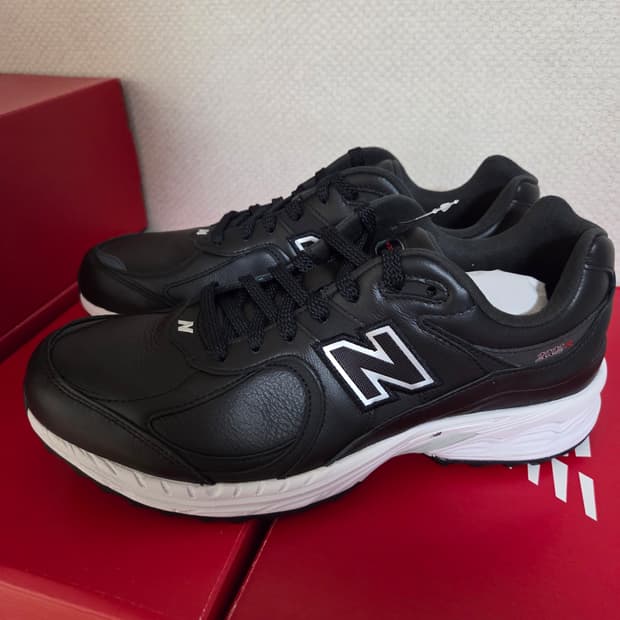 뉴발란스 2002R 골프 275사이즈 새상품 일상화 가능