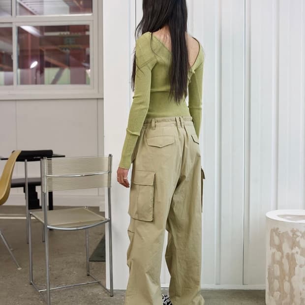 seo 에스이오 백 커팅 슬림 니트