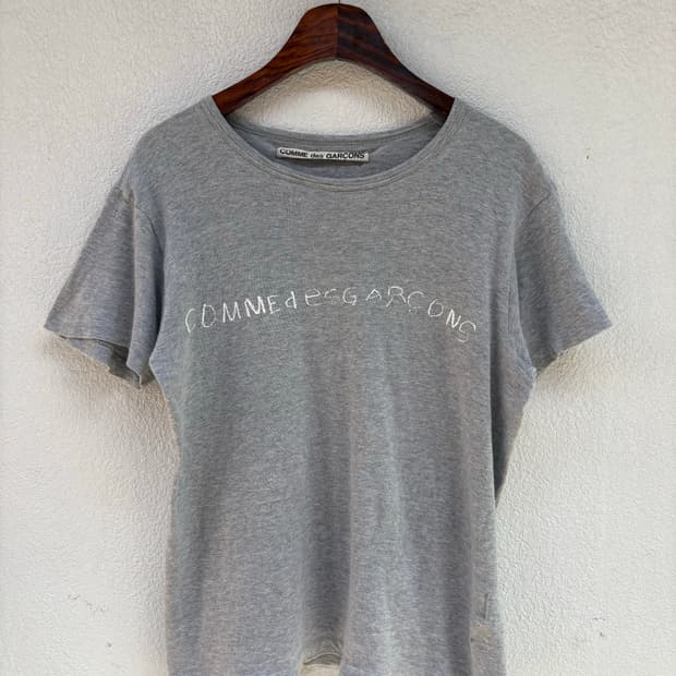 꼼데가르송 반팔티