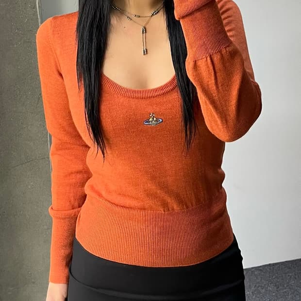 비비안웨스트우드 08f/w orb 로고 울 스웨터