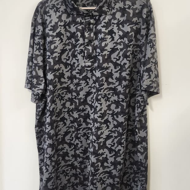 지포어 카모 반팔 폴로티 XL  (110추천해요)