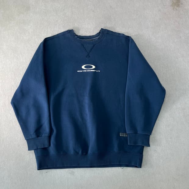 105 오클리 00s 아카이브 입체 프린팅 스웻셔츠