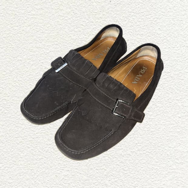 프라다 스웨이드 로퍼 9 사이즈  (275)