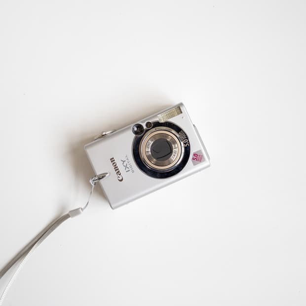 Canon IXY Digital 500 / 빈티지 디지털 카메라