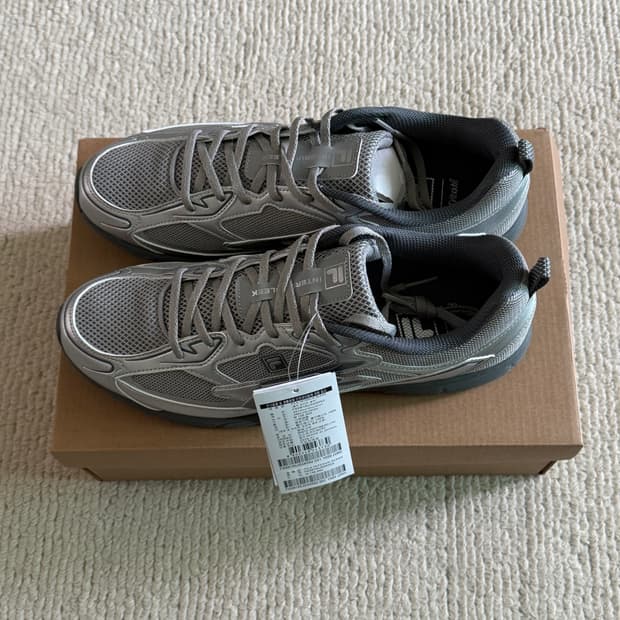 (새상품급) 휠라 - 인터런 슬릭