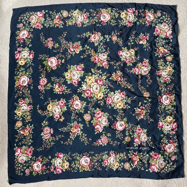 [정품] 에마뉘엘 웅가로 실크 빈티지 스카프